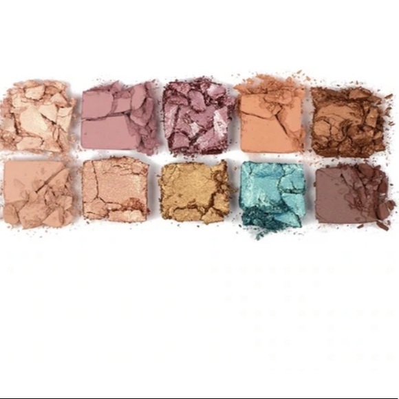 Wanderess Escape Eyeshadow palette 🎨 NWT🎨 - Picture 3 of 12